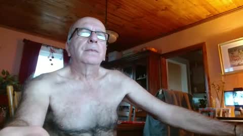 Maurice online show from December 17, 12:54 pm