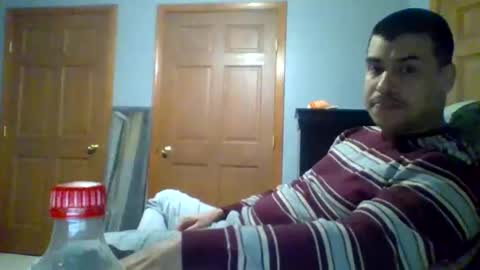 Snapshot of mauricescott chatting on April 4, 3:49 am mauricescott online show from April 4, 3:49 am