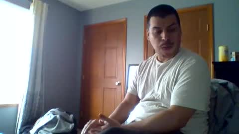 Snapshot of mauricescott chatting on May 2, 11:43 pm mauricescott online show from May 2, 11:43 pm