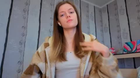 Lucy online show from April 17, 8:06 am