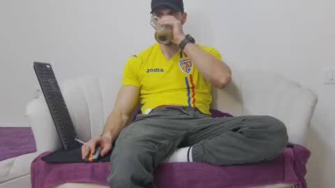 mauro_real_man online show from March 4, 6:58 pm