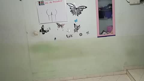 Snapshot of mauroluxandra chatting on January 12, 2:35 am mauroluxandra online show from January 12, 2:35 am