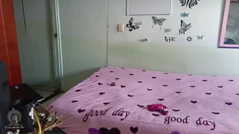 Snapshot of mauroluxandra chatting on February 16, 4:10 pm mauroluxandra online show from February 16, 4:10 pm