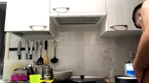 mauroo2025 online show from October 2, 7:54 pm