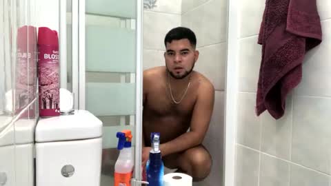 mauroo2025 online show from October 31, 8:32 pm