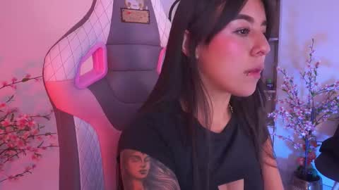 Mavi online show from March 10, 10:48 pm