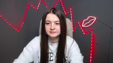 MavkaCute online show from April 29, 6:25 pm