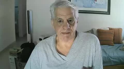 Snapshot of max_2017 chatting on January 3, 11:03 am max_2017 online show from January 3, 11:03 am