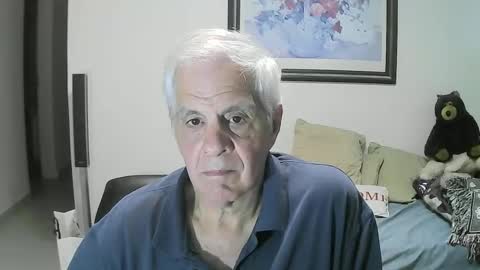 Snapshot of max_2017 chatting on October 3, 2:41 am max_2017 online show from October 3, 2:41 am