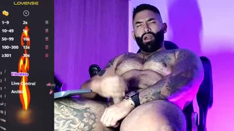 max__prada online show from September 17, 1:51 am