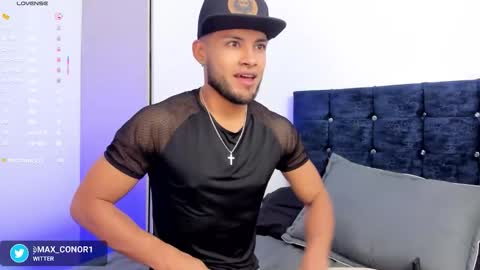 Max Conor online show from October 29, 3:03 pm