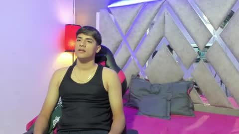 Snapshot of max_dixon7 chatting on July 11, 12:41 pm max_dixon7 online show from July 11, 12:41 pm