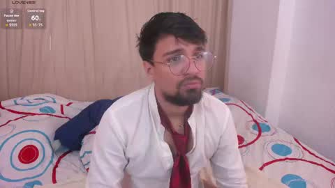 Snapshot of max_ed chatting on July 8, 3:22 am edward online show from July 8, 3:22 am