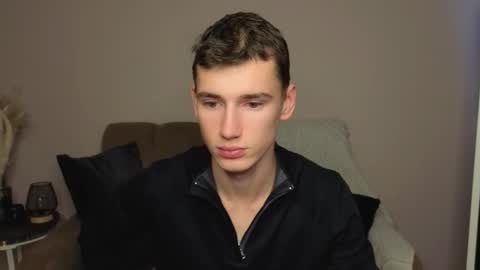 Snapshot of max_foks chatting on September 26, 7:12 am Max online show from September 26, 7:12 am