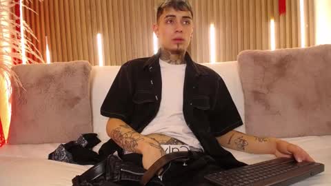 Max online show from February 14, 1:08 pm