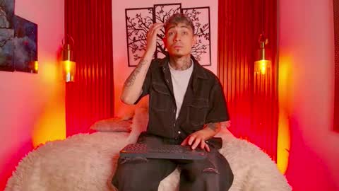 Max online show from February 22, 12:36 pm