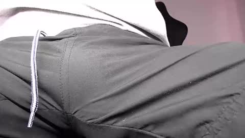 MAX online show from April 10, 6:23 pm