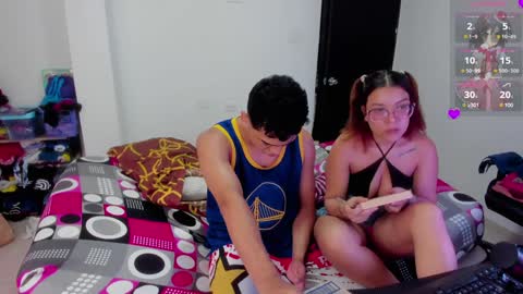 Snapshot of max_konny chatting on January 7, 6:27 am Max konny online show from January 7, 6:27 am