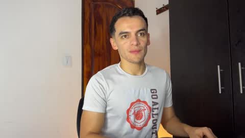 Max Lancaster online show from December 29, 11:08 pm