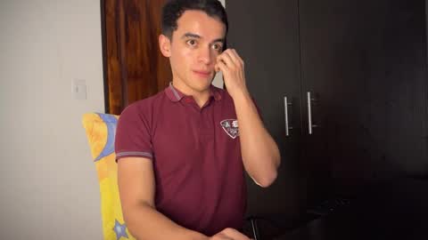 Max Lancaster online show from January 19, 12:38 am