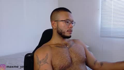 max_meyer online show from October 2, 10:06 pm