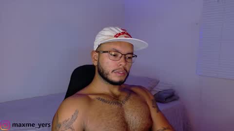 max_meyer online show from October 3, 9:34 pm