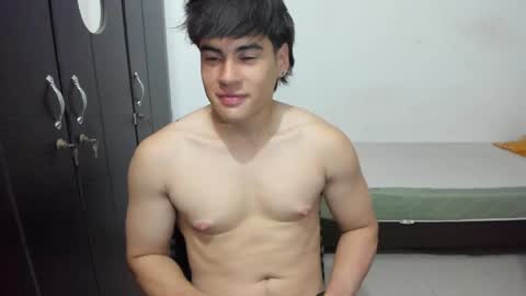 Snapshot of max_miller66 chatting on May 26, 9:44 pm Max online show from May 26, 9:44 pm