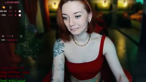 Snapshot of max_phoenix chatting on July 5, 9:00 pm Max online show from July 5, 9:00 pm