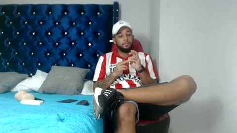 Snapshot of max_sexyhot26 chatting on December 2, 2:53 am max_sexyhot26 online show from December 2, 2:53 am