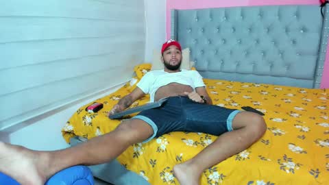Snapshot of max_sexyhot26 chatting on December 26, 5:58 am max_sexyhot26 online show from December 26, 5:58 am