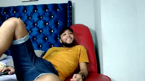 Snapshot of max_sexyhot26 chatting on December 28, 3:04 am max_sexyhot26 online show from December 28, 3:04 am