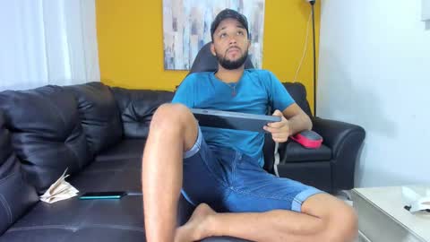 Snapshot of max_sexyhot26 chatting on January 5, 3:00 am max_sexyhot26 online show from January 5, 3:00 am