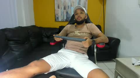 Snapshot of max_sexyhot26 chatting on January 6, 2:26 am max_sexyhot26 online show from January 6, 2:26 am