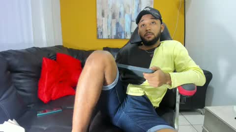 Snapshot of max_sexyhot26 chatting on January 9, 3:15 am max_sexyhot26 online show from January 9, 3:15 am