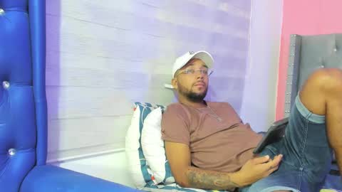Snapshot of max_sexyhot26 chatting on February 5, 2:29 am max_sexyhot26 online show from February 5, 2:29 am