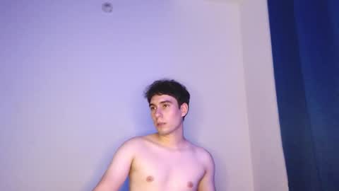 Snapshot of max_snow1616 chatting on October 30, 12:34 am max_snow1616 online show from October 30, 12:34 am