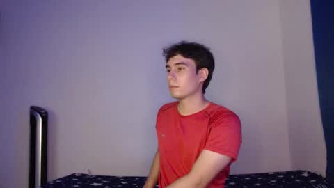 Snapshot of max_snow1616 chatting on November 2, 10:45 pm max_snow1616 online show from November 2, 10:45 pm