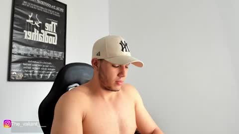 max_valiant1 online show from March 15, 9:10 pm