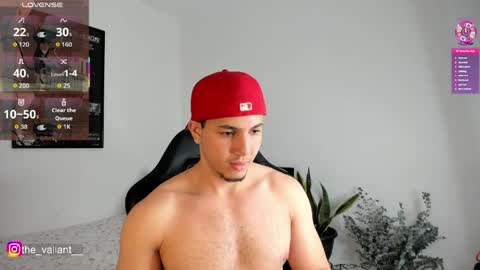 max_valiant1 online show from April 4, 4:22 am