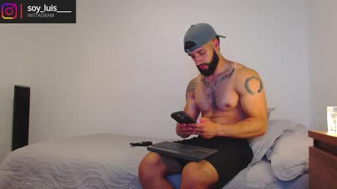 max_xl_ online show from December 22, 11:35 pm