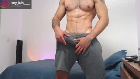 Snapshot of max_xl_ chatting on July 4, 11:33 pm max_xl_ online show from July 4, 11:33 pm