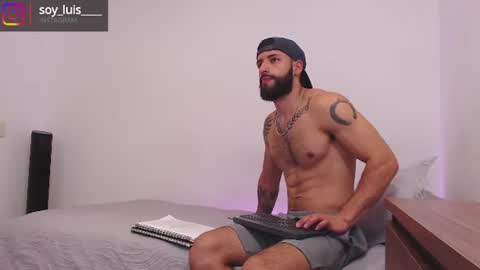 Snapshot of max_xl_ chatting on July 22, 3:15 pm max_xl_ online show from July 22, 3:15 pm