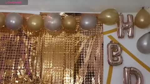 Snapshot of maxandalyn_ chatting on January 24, 8:54 pm Max Dalyn online show from January 24, 8:54 pm