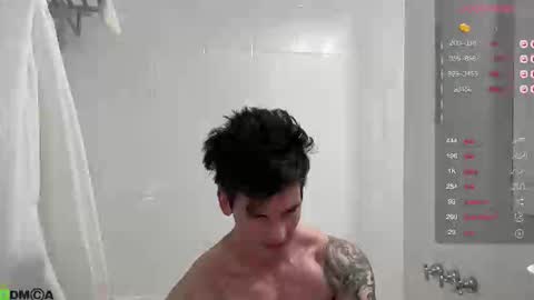 Max online show from February 26, 10:42 pm