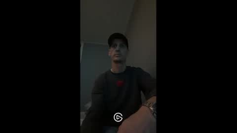 Max online show from January 3, 6:14 pm