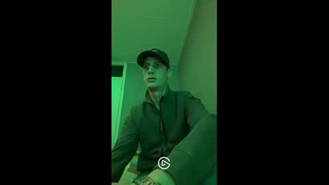 Max online show from January 26, 1:52 am