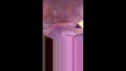 Snapshot of maxbow chatting on March 5, 8:32 pm Max Mikado online show from March 5, 8:32 pm