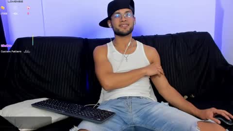 Max Conor online show from April 14, 5:02 am