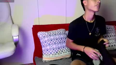 maxfont online show from October 14, 7:14 pm