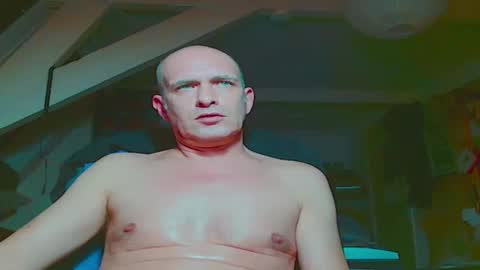 maxhardcore77 online show from November 19, 10:21 pm